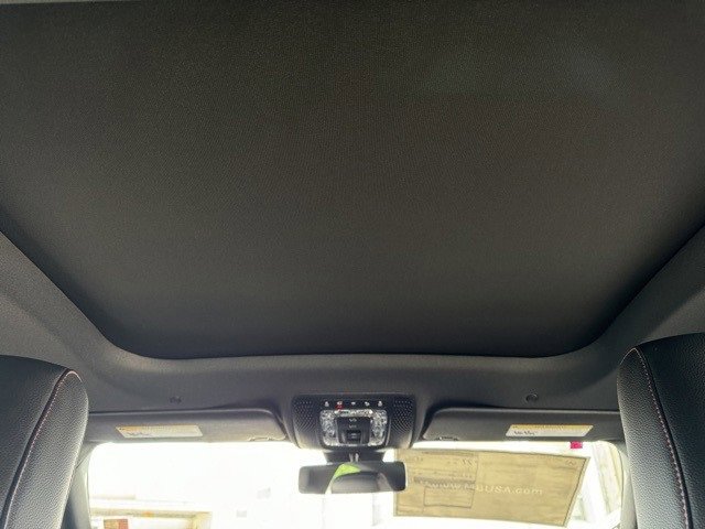 Used 2023 Mercedes-Benz CLA 250 4MATIC image 8