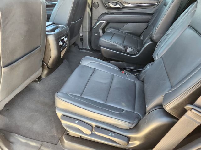 Used 2023 GMC Yukon Denali AWD/4WD image 30