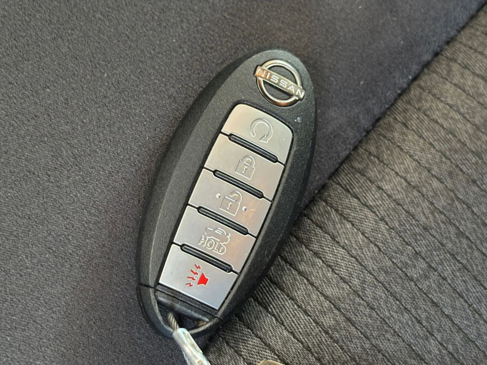 Used 2025 Nissan Altima 2.5 SV FWD image 25