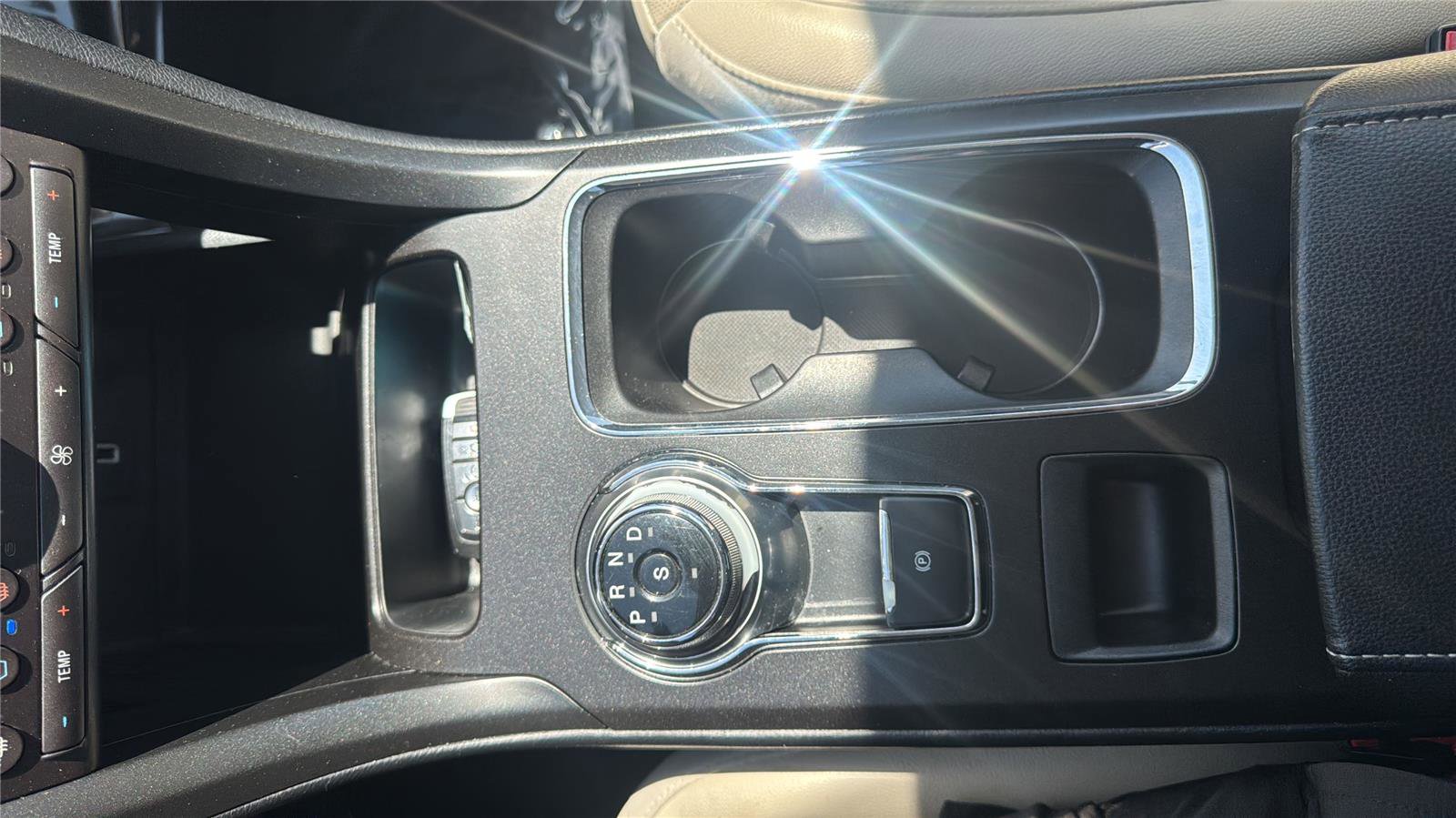 Used 2018 Ford Fusion Titanium AWD/4WD image 22