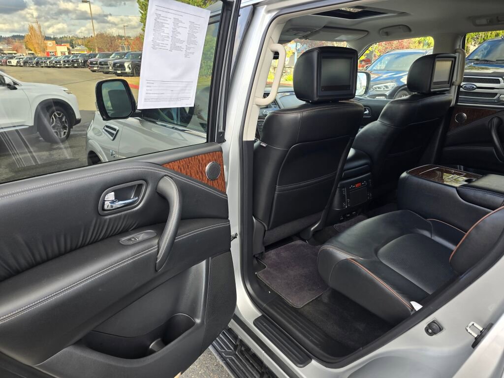 Used 2019 Nissan Armada Platinum w/ Captain's Chairs Package image 17