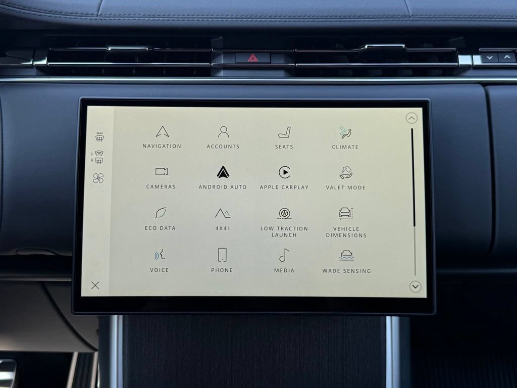 New 2026 Land Rover Range Rover SE AWD/4WD image 23