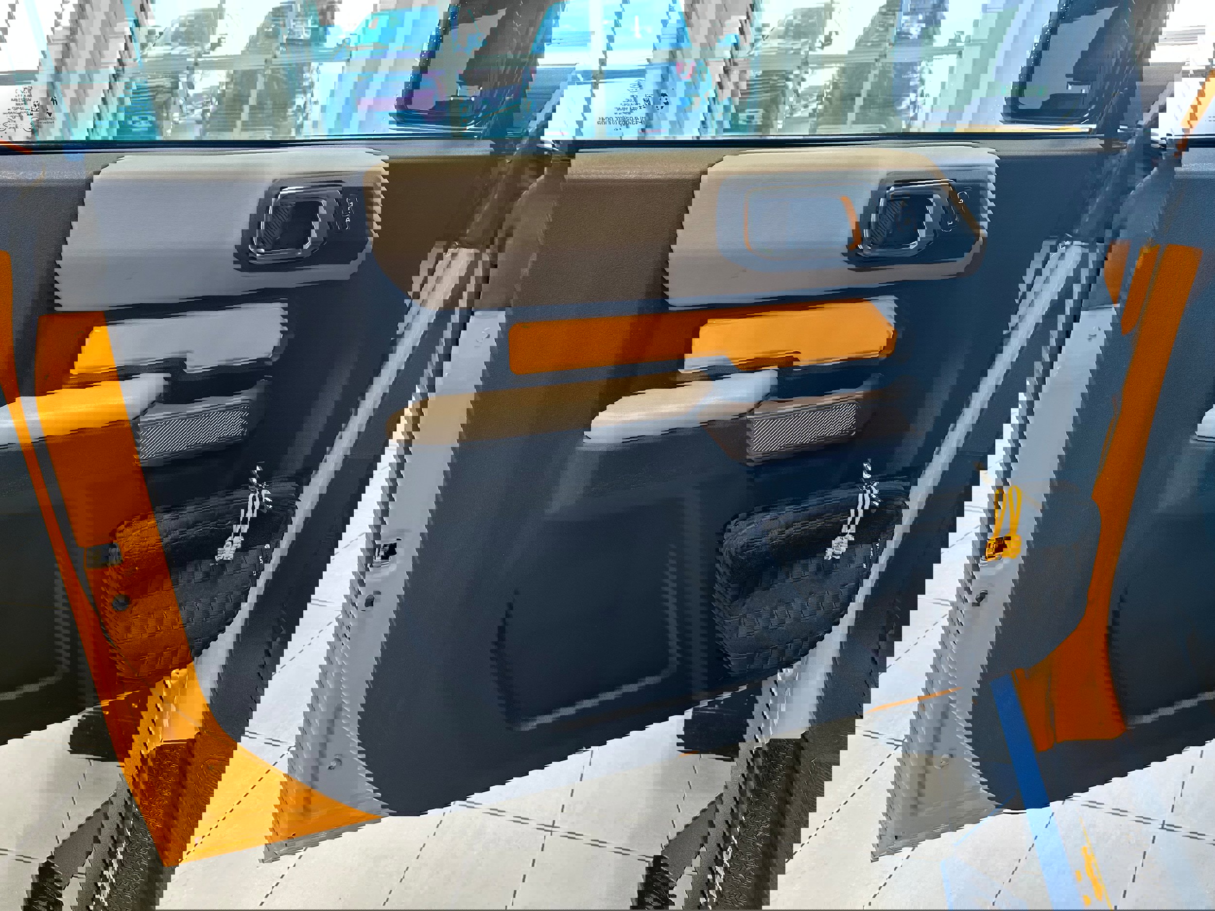 Used 2022 Ford Bronco Wildtrak image 11