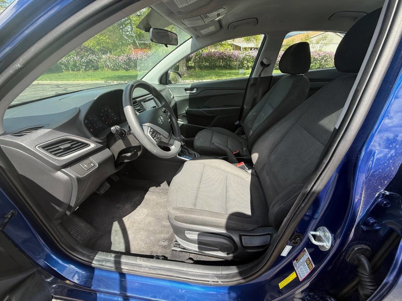 Used 2021 Hyundai Accent SE FWD image 10