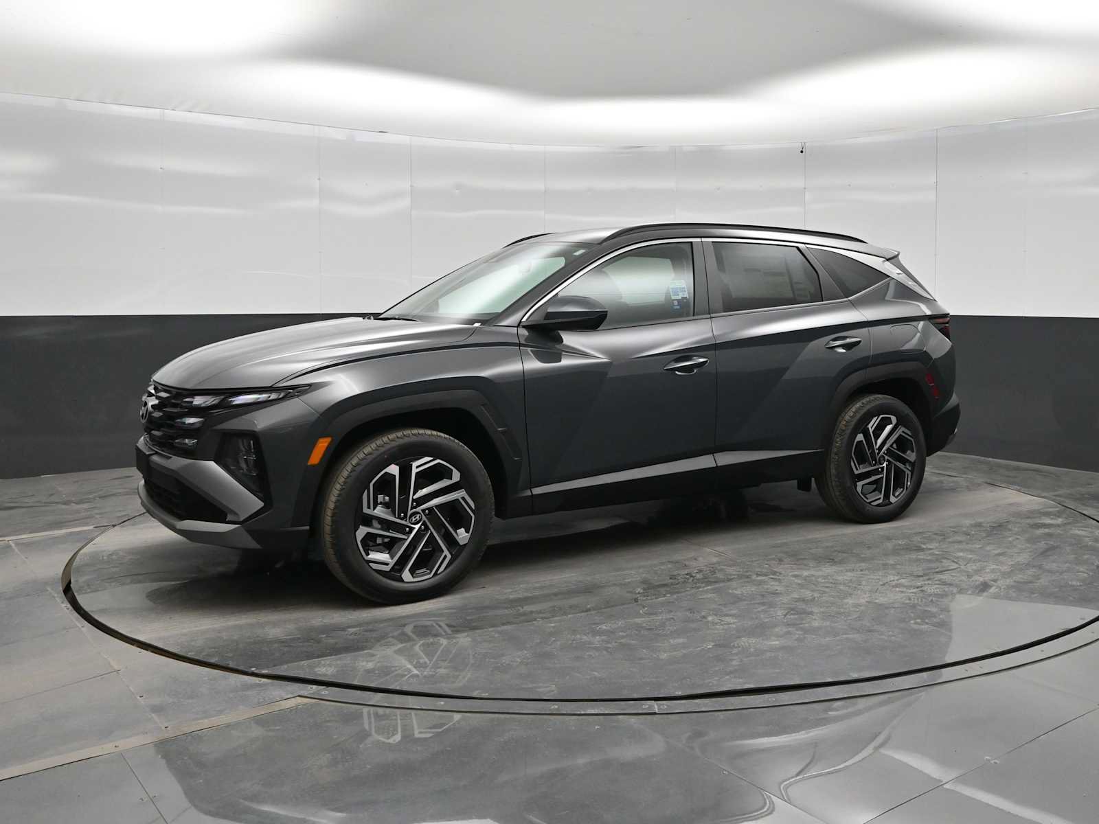 New 2026 Hyundai Tucson SEL Plus AWD/4WD image 1