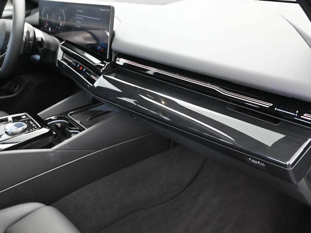 Certified 2026 BMW 530i 530i image 24