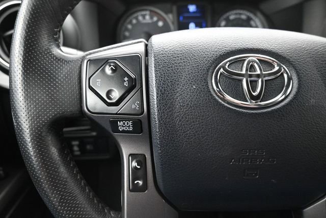 Used 2019 Toyota Tacoma TRD Sport AWD/4WD image 26