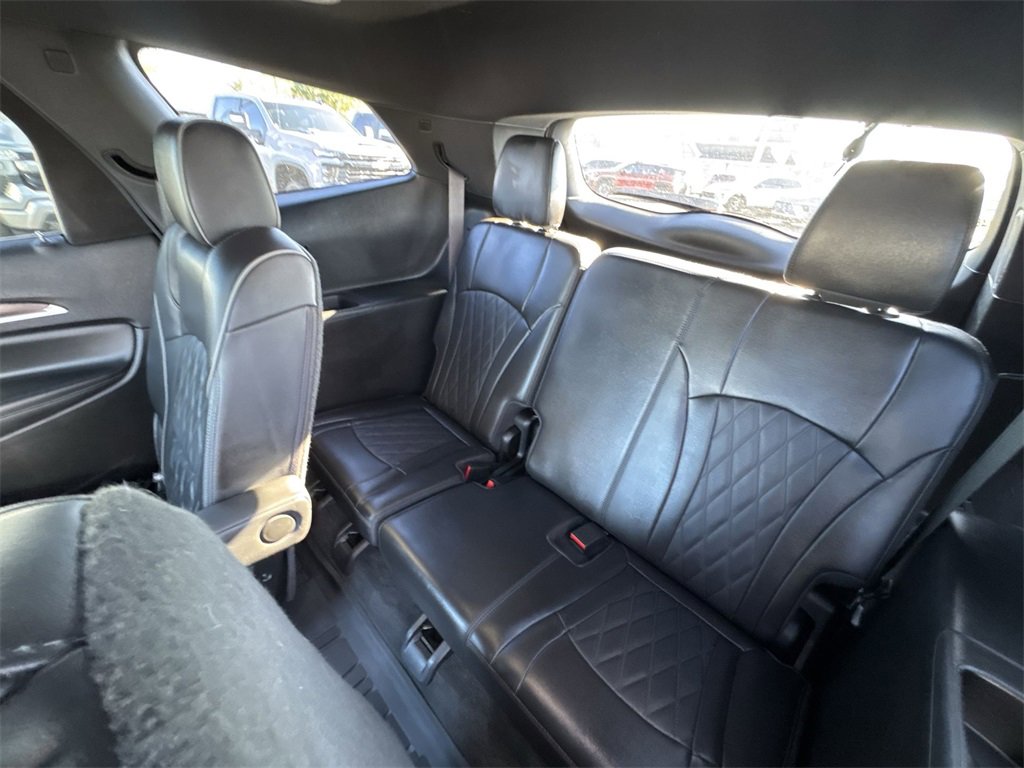 Used 2022 Buick Enclave Avenir image 24