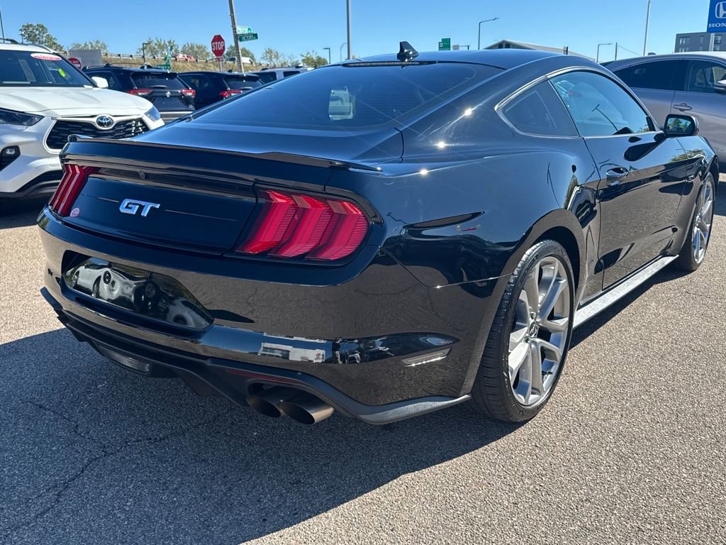 Used 2022 Ford Mustang GT Premium image 11