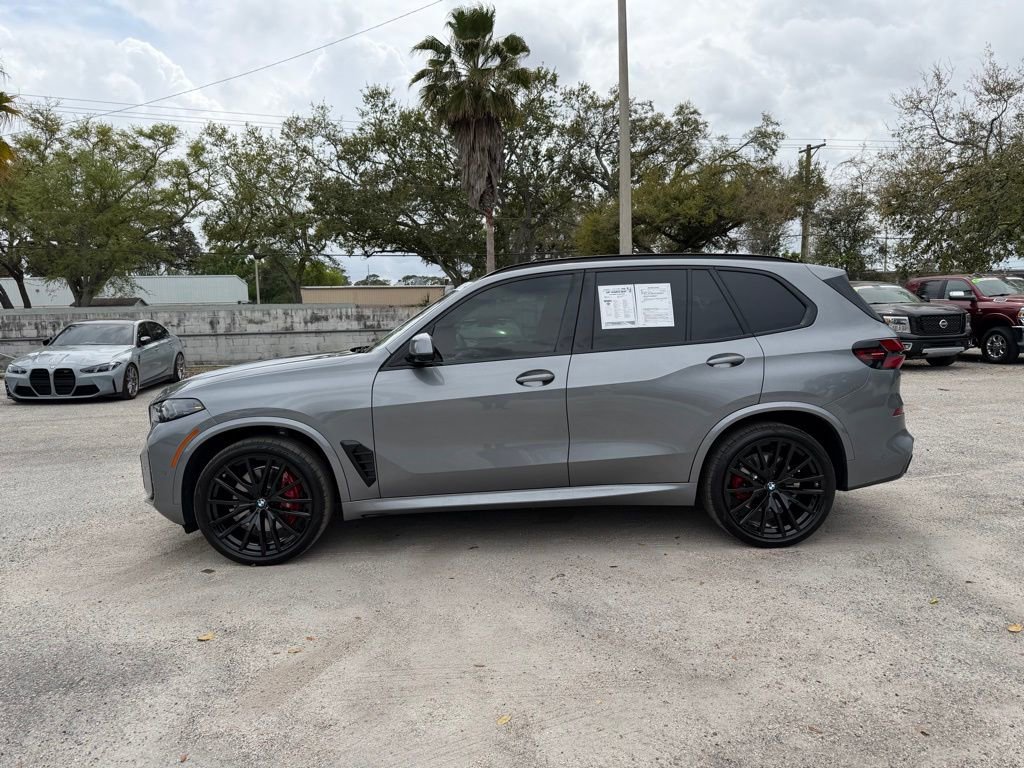 Used 2024 BMW X5 sDrive40i w/ M Sport Package image 3