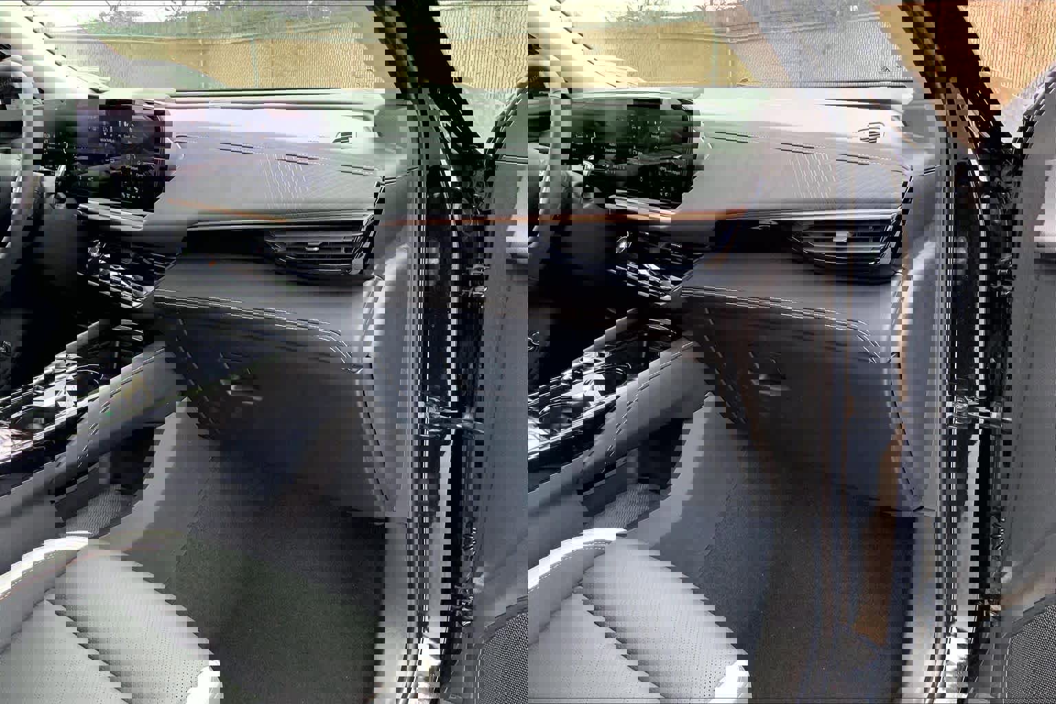 Used 2025 Buick Envision Sport Touring image 19