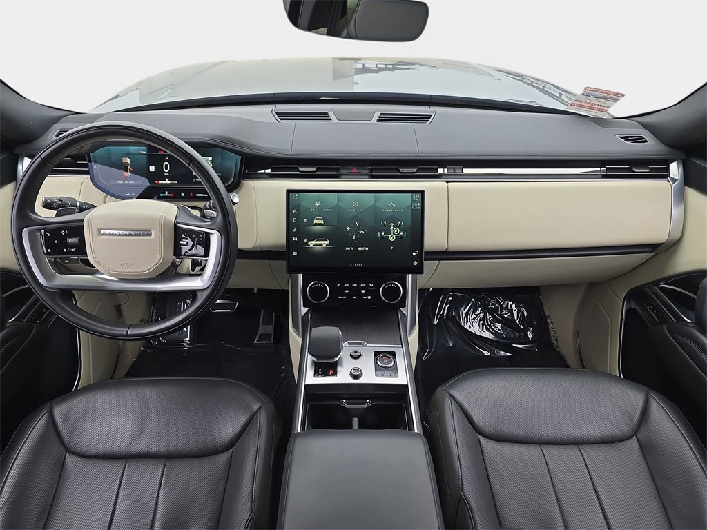 Certified 2023 Land Rover Range Rover SE image 10