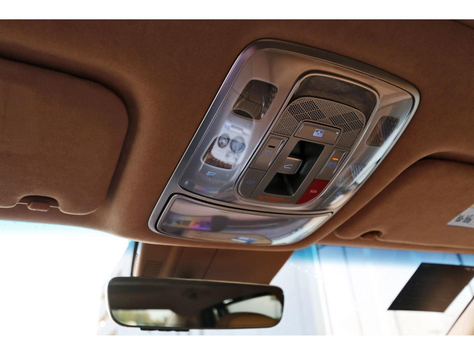 Used 2025 Genesis G90 3.5T image 23