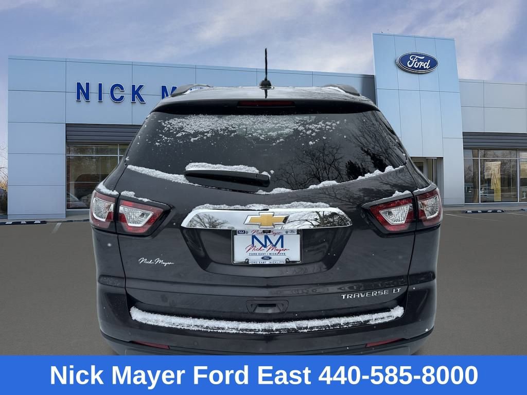 Used 2016 Chevrolet Traverse LT w/ Style and Technology Package image 6