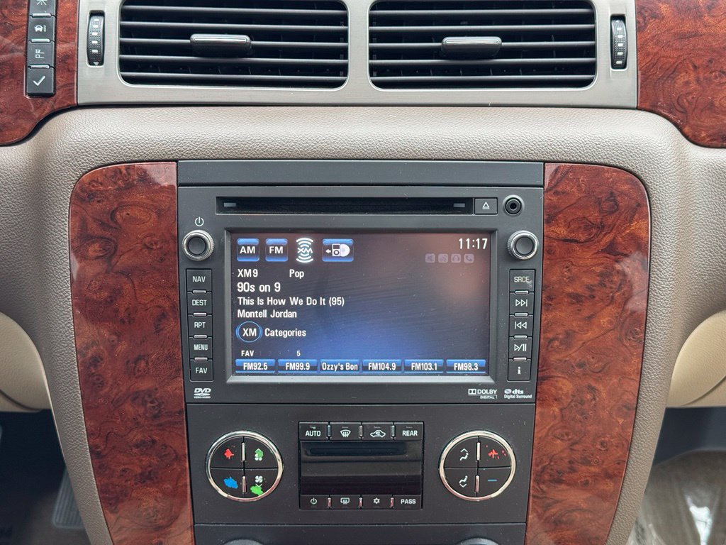 Used 2012 Chevrolet Suburban LTZ AWD/4WD image 3