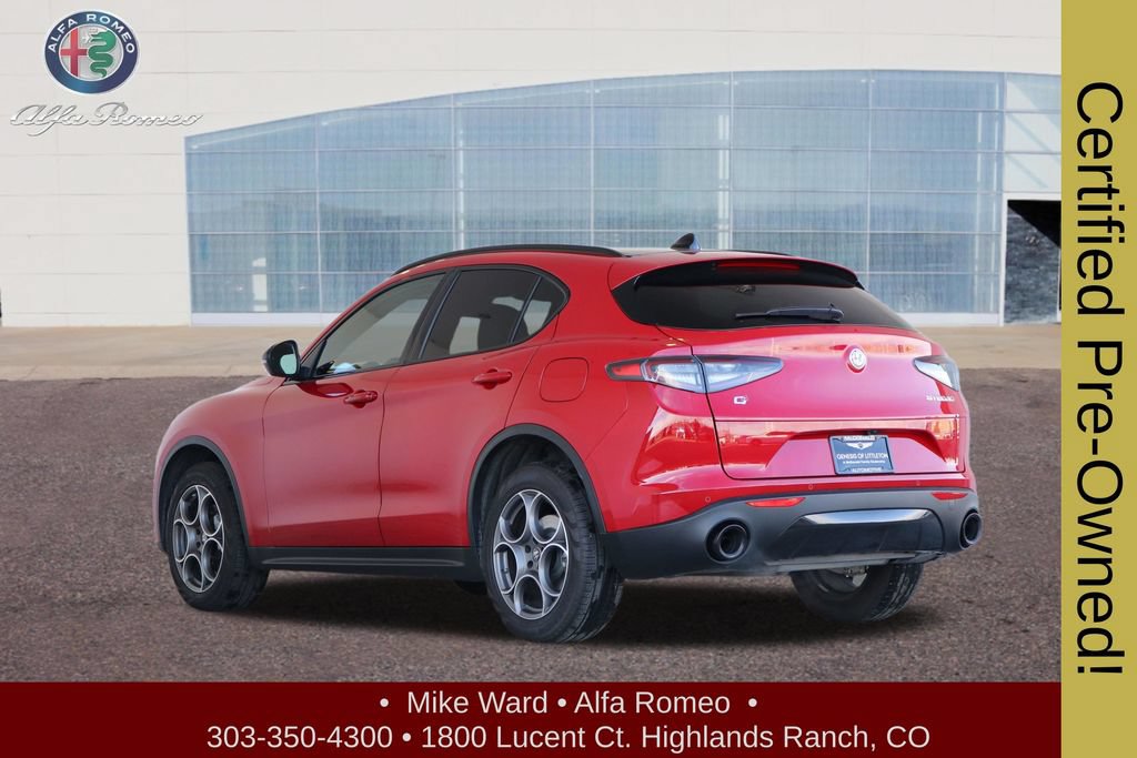 Used 2025 Alfa Romeo Stelvio Sprint AWD/4WD image 3