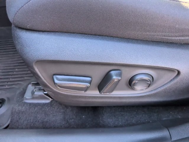 Used 2023 Toyota RAV4 XLE w/ Convenience Package AWD/4WD image 14
