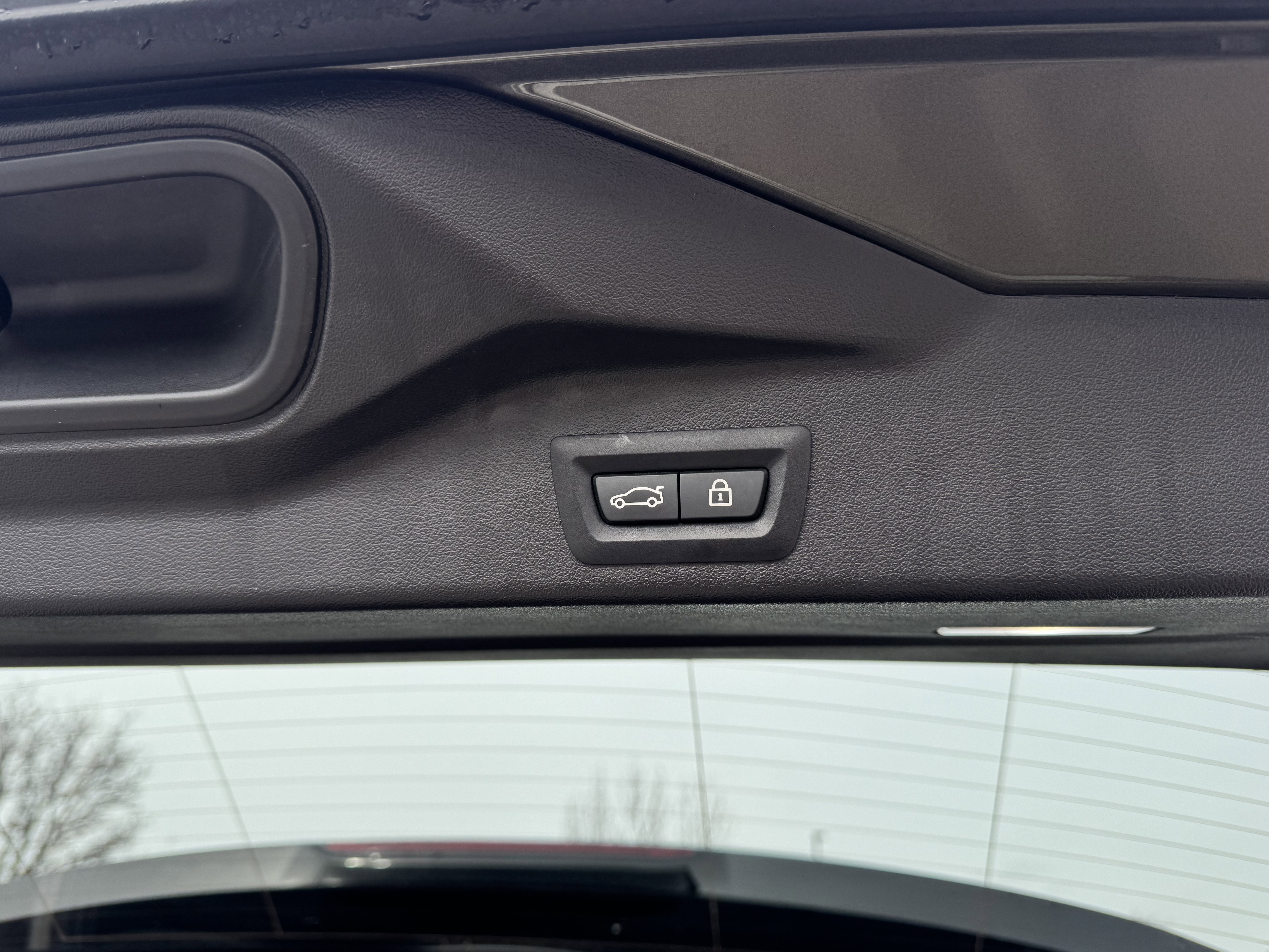 Used 2023 BMW X5 xDrive45e w/ Executive Package image 23