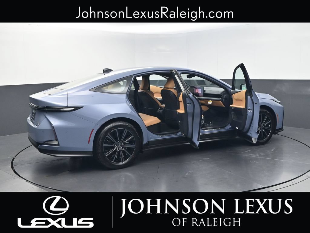 New 2027 Lexus ES 350h AWD image 31