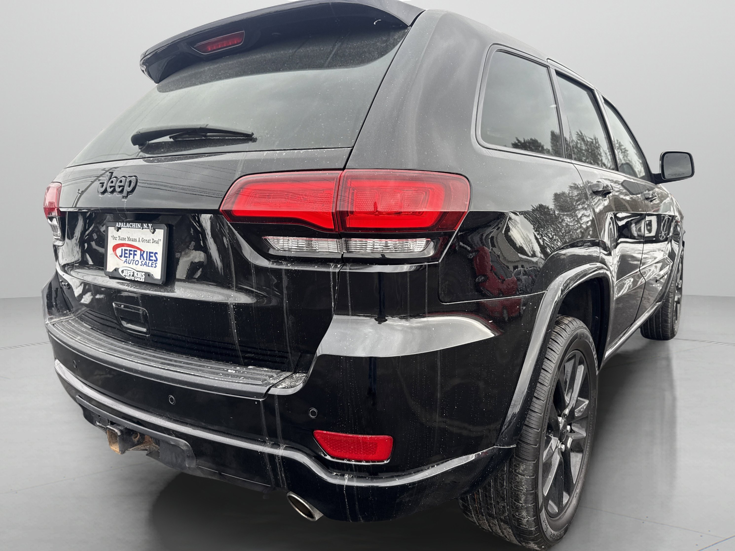 Used 2020 Jeep Grand Cherokee Altitude image 5