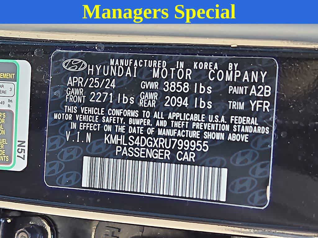 Used 2024 Hyundai Elantra SEL w/ Convenience Package FWD image 29