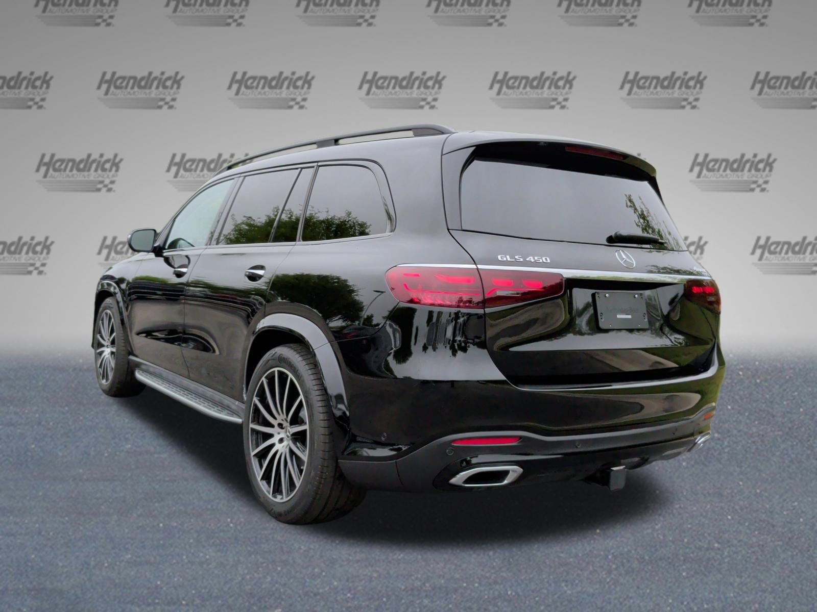 Used 2026 Mercedes-Benz GLS 450 4MATIC image 9