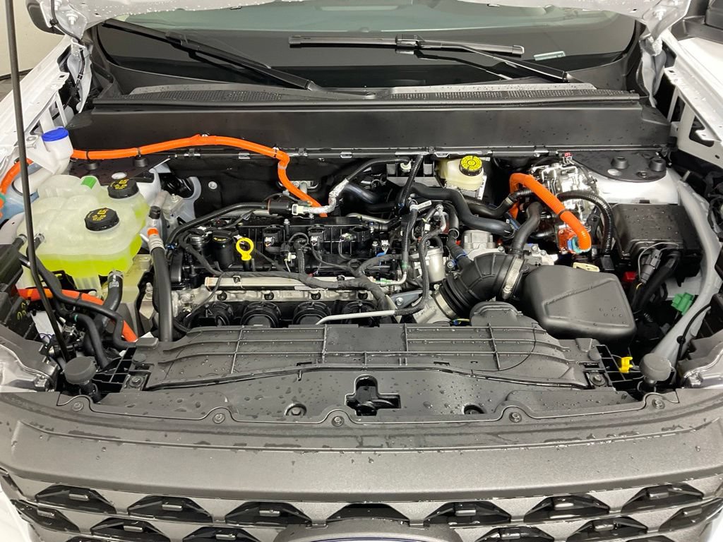 New 2026 Ford Maverick XLT FWD image 9