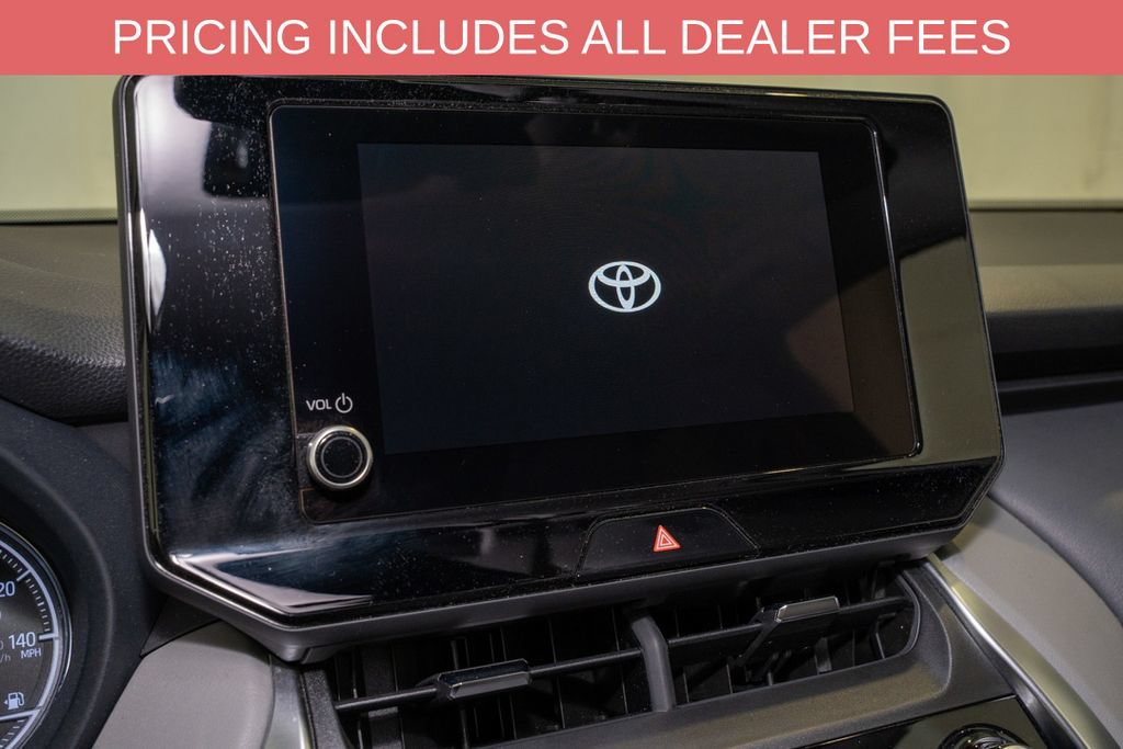 Certified 2024 Toyota Venza LE AWD/4WD image 13