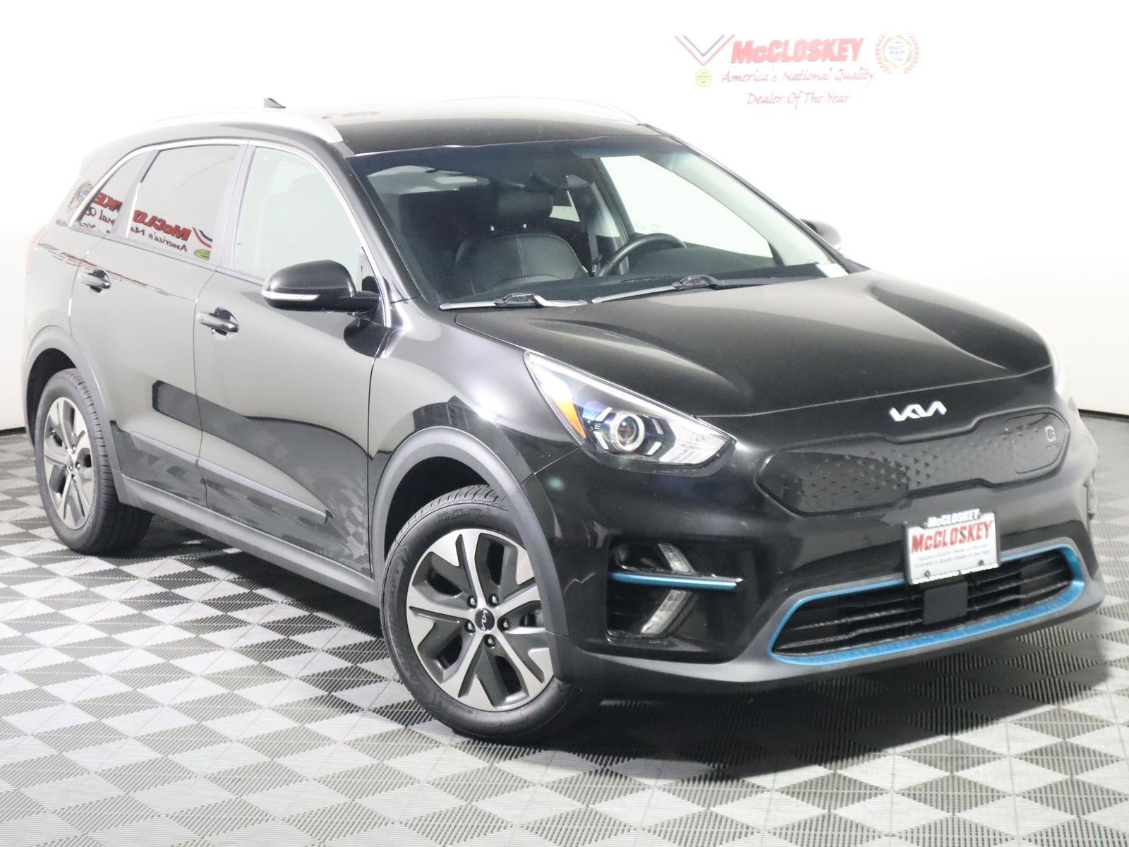 Used 2022 Kia Niro EX image 2