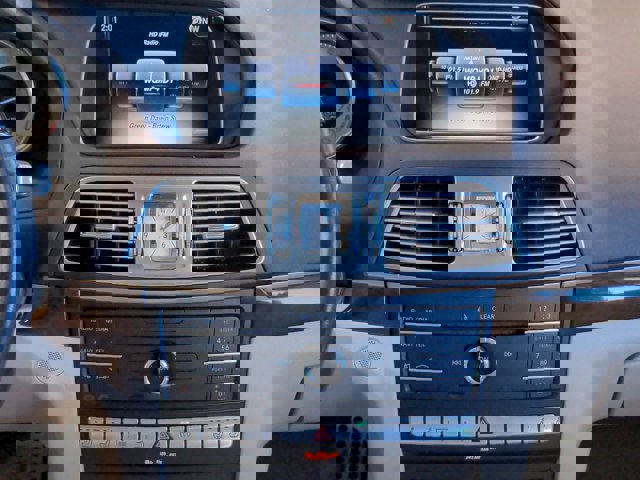 Used 2017 Mercedes-Benz E 400 Coupe image 17