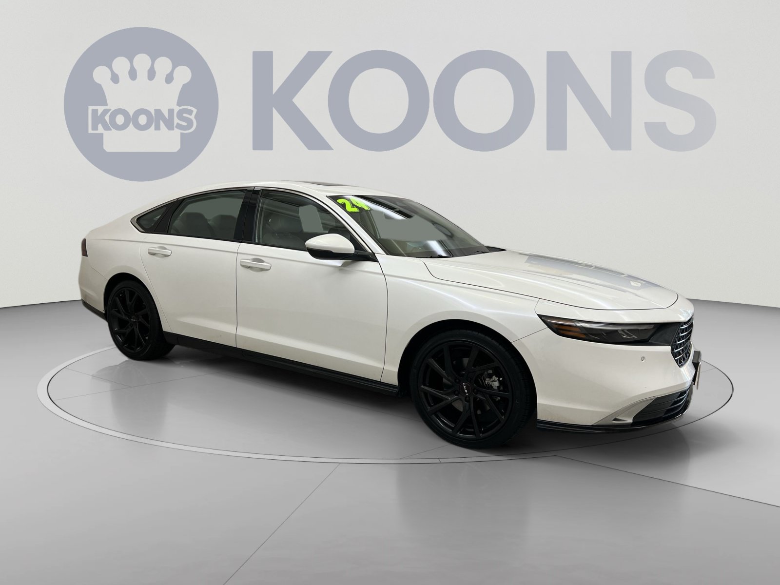 Used 2024 Honda Accord Touring image 10