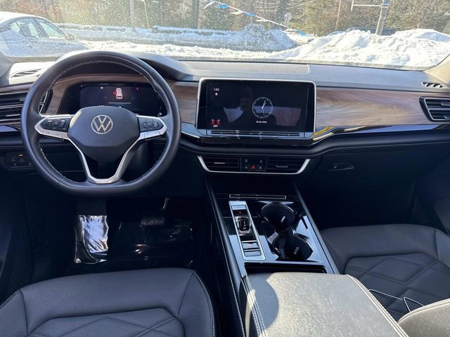 Used 2024 Volkswagen Atlas SE image 17