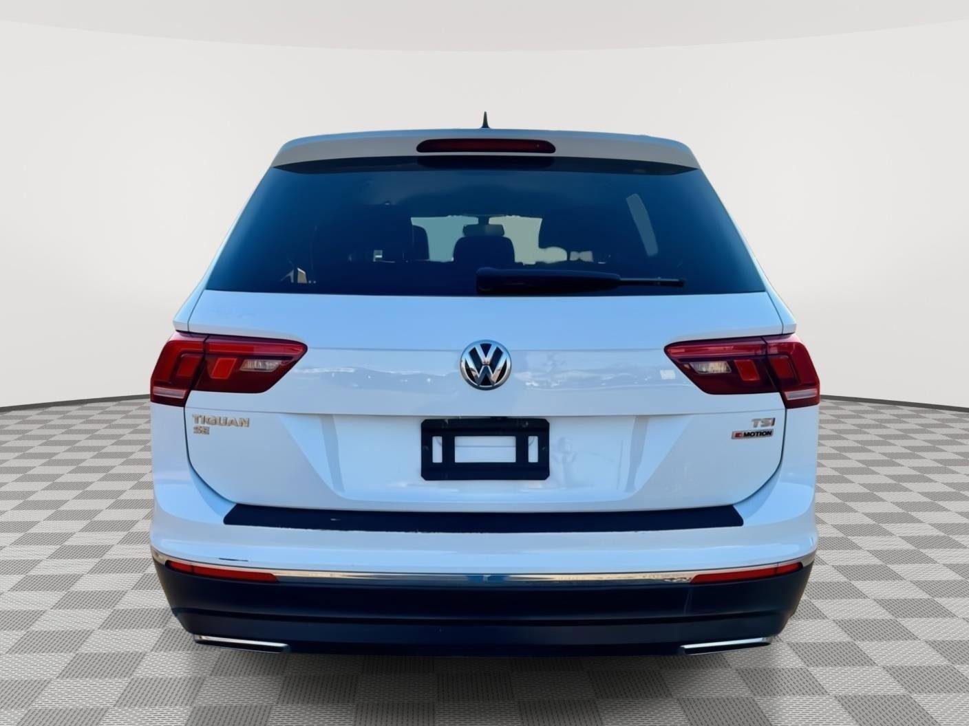Used 2018 Volkswagen Tiguan SE image 5