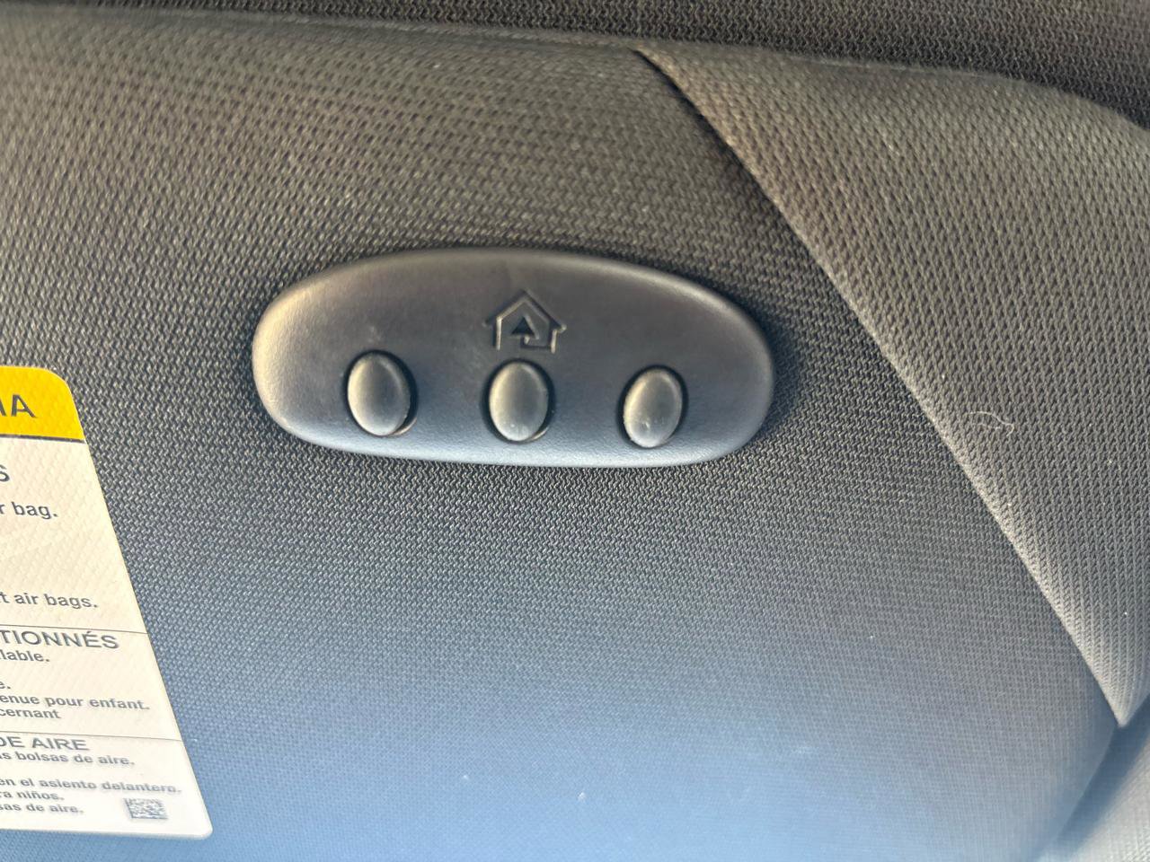 Used 2018 Ford Taurus Limited w/ Driver Assist Package image 30