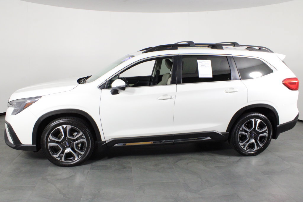 Used 2023 Subaru Ascent Limited w/ Popular Package #2A AWD/4WD image 13