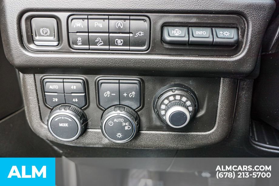 Used 2022 Chevrolet Suburban High Country image 46