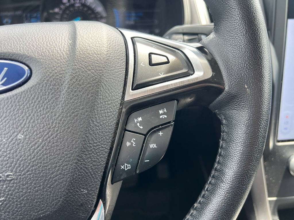 Used 2024 Ford Edge SEL AWD/4WD image 18