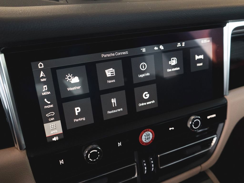 New 2025 Porsche Macan image 23