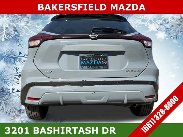 Used 2023 Nissan Kicks SV image 11