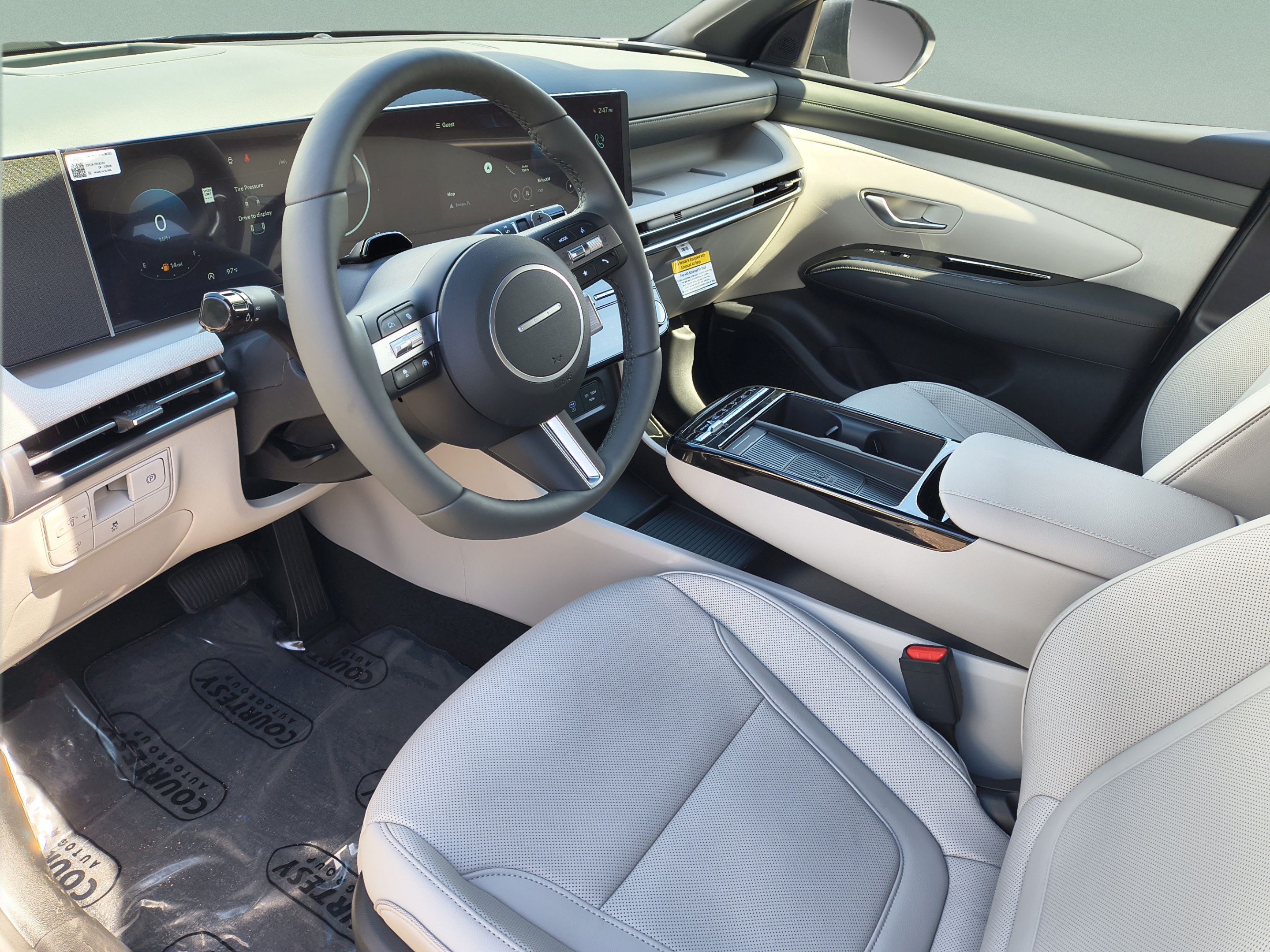 New 2026 Hyundai Tucson Limited FWD image 18