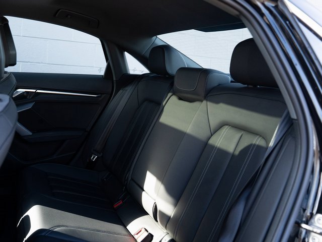 Used 2025 Audi A3 2.0T Premium w/ Convenience Package image 18
