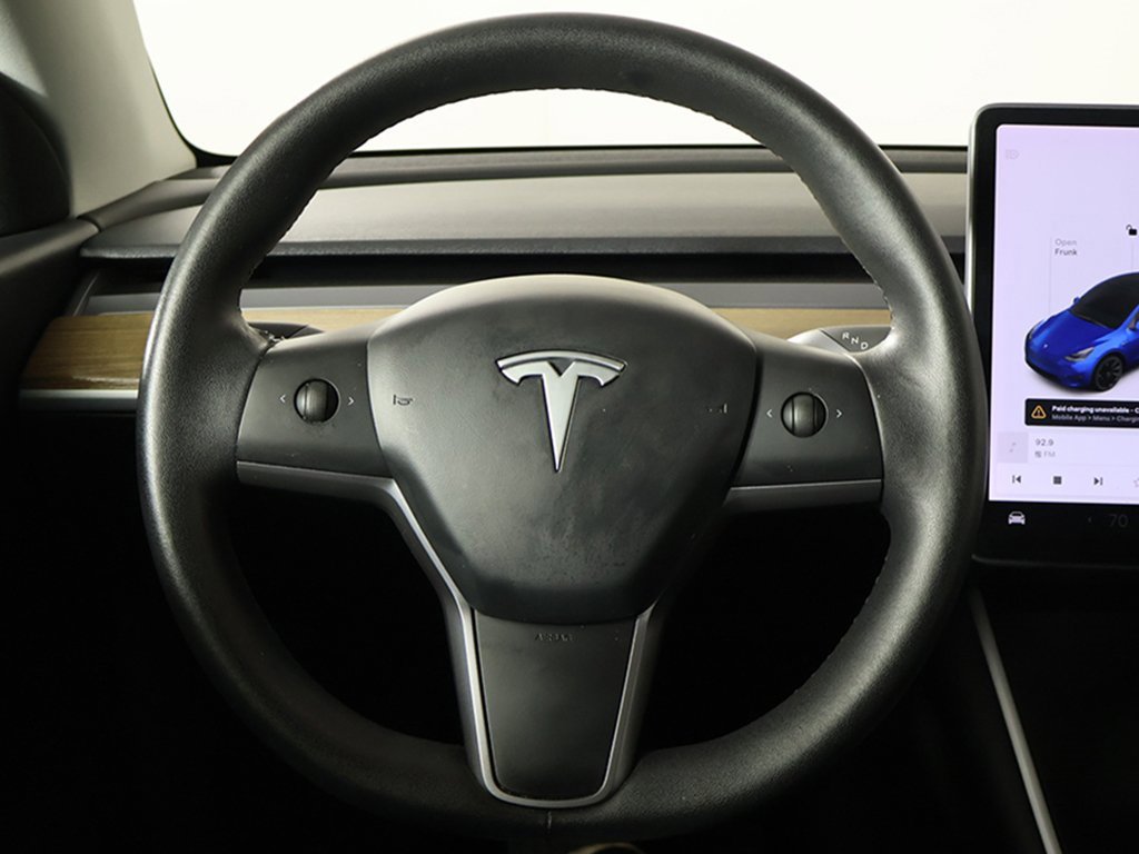 Used 2020 Tesla Model Y Long Range image 36