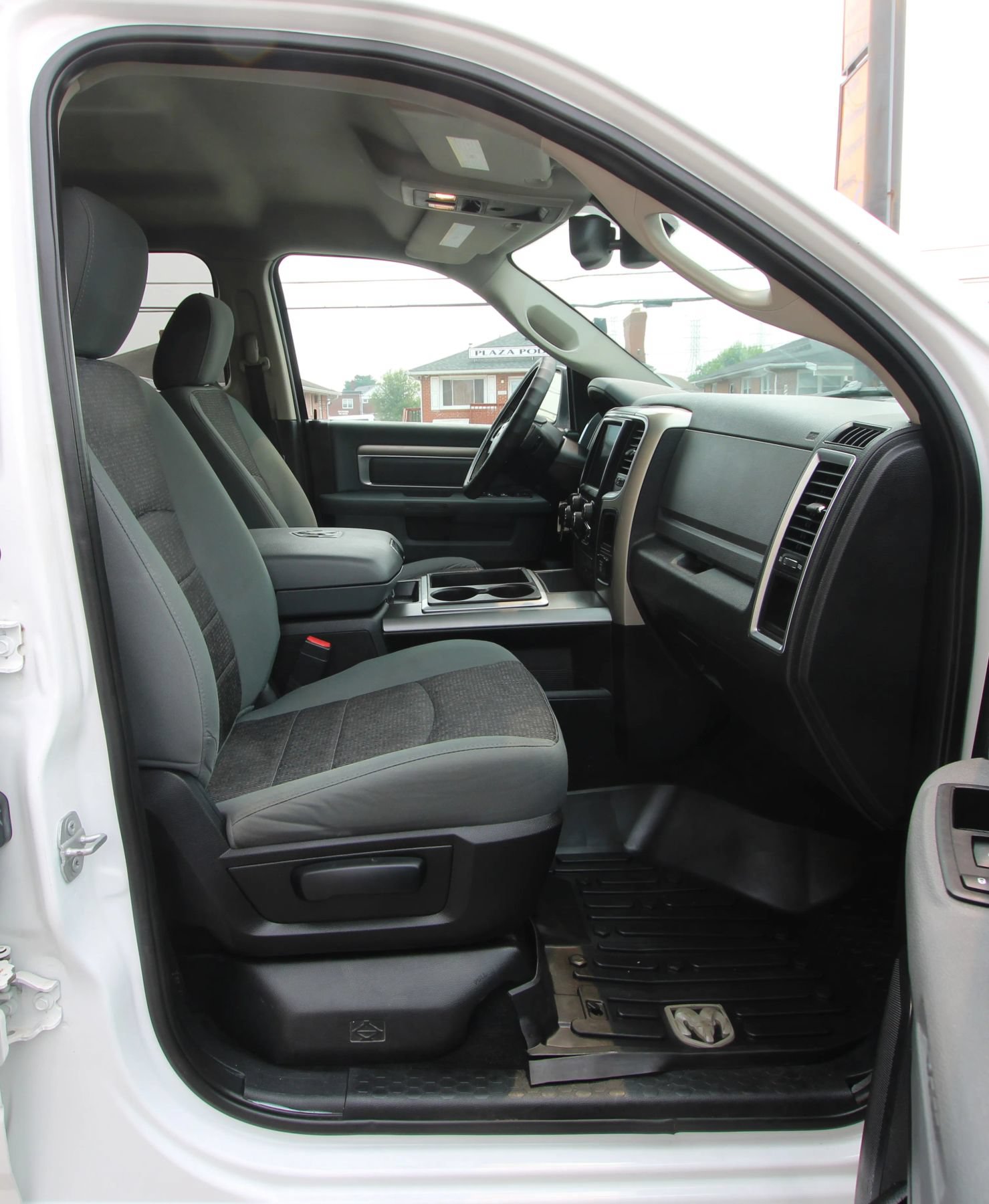 Used 2015 RAM 1500 Big Horn AWD/4WD image 10