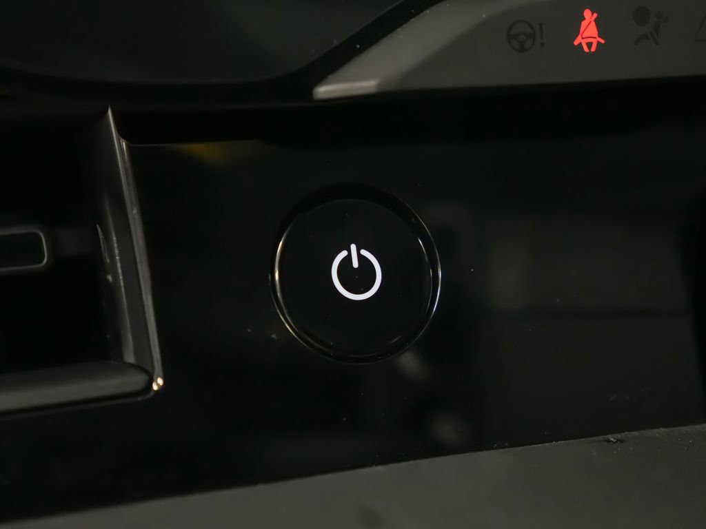 Used 2023 Porsche Taycan 4S w/ Performance Package image 26