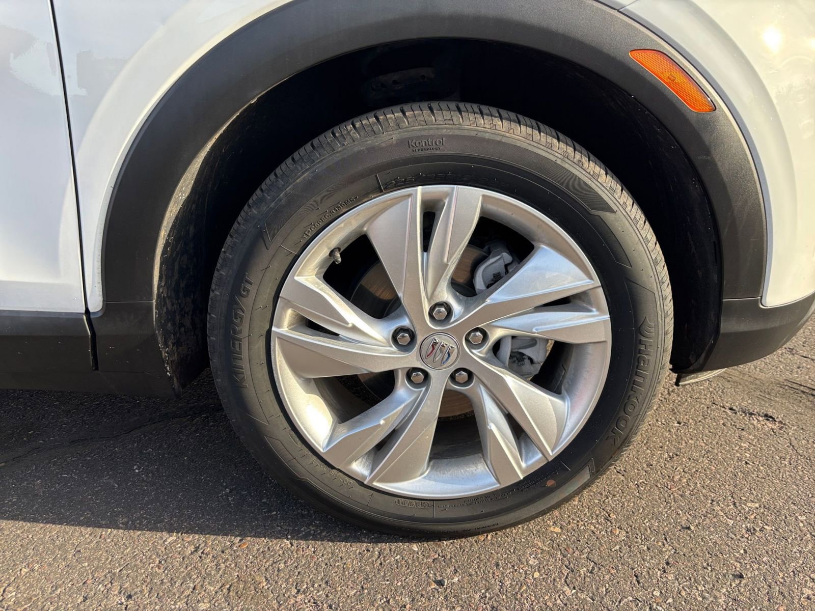 Used 2025 Buick Encore GX Preferred image 29