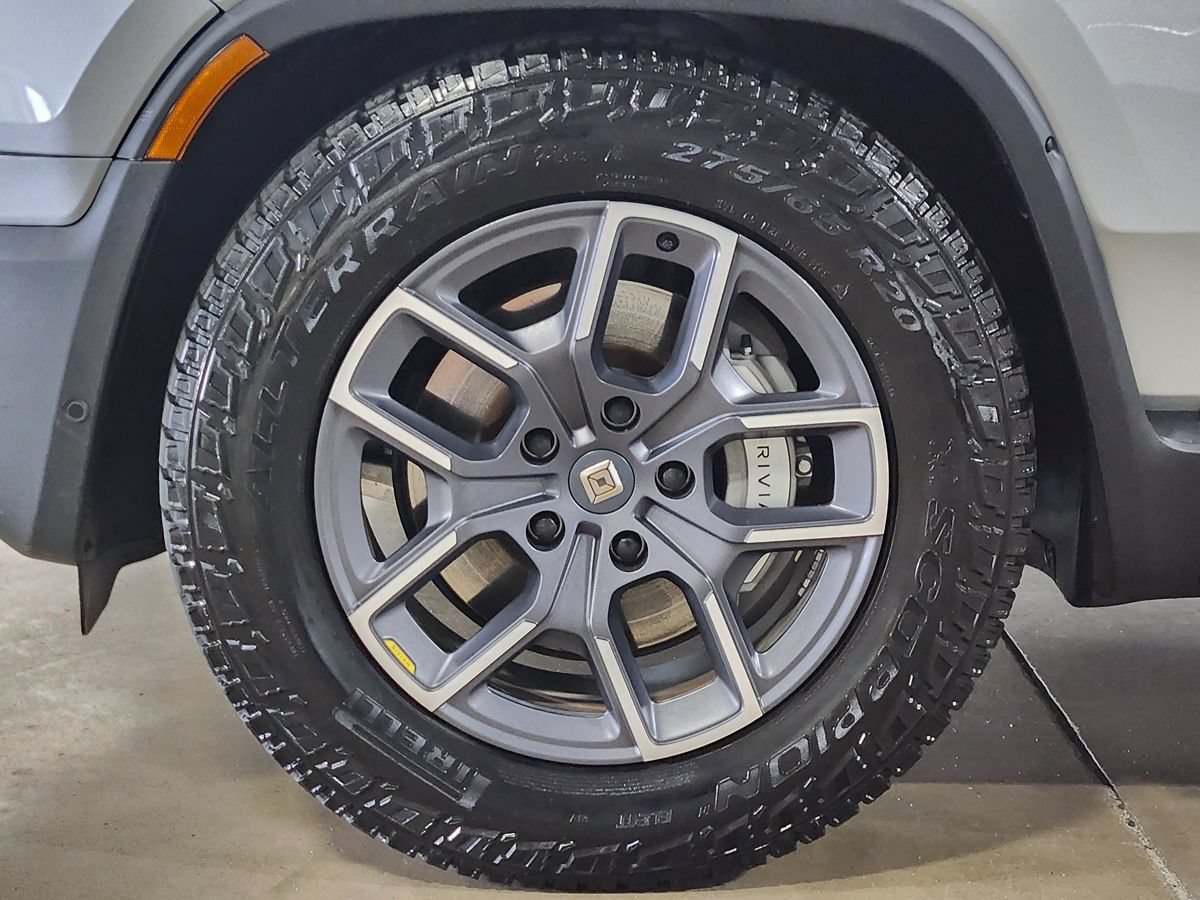 Used 2024 Rivian R1S Adventure Dual AWD/4WD image 28