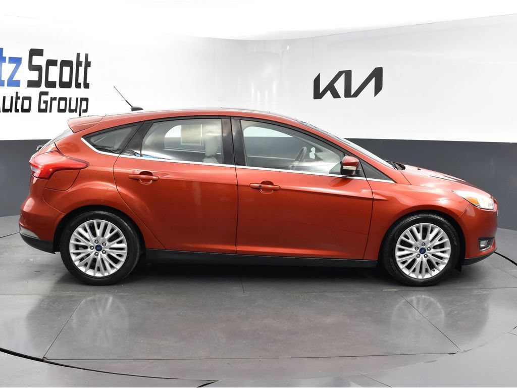 Used 2018 Ford Focus Titanium FWD image 6