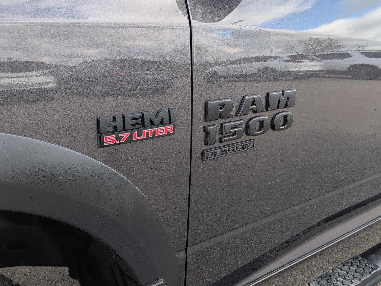 Used 2022 RAM 1500 Classic Warlock image 3