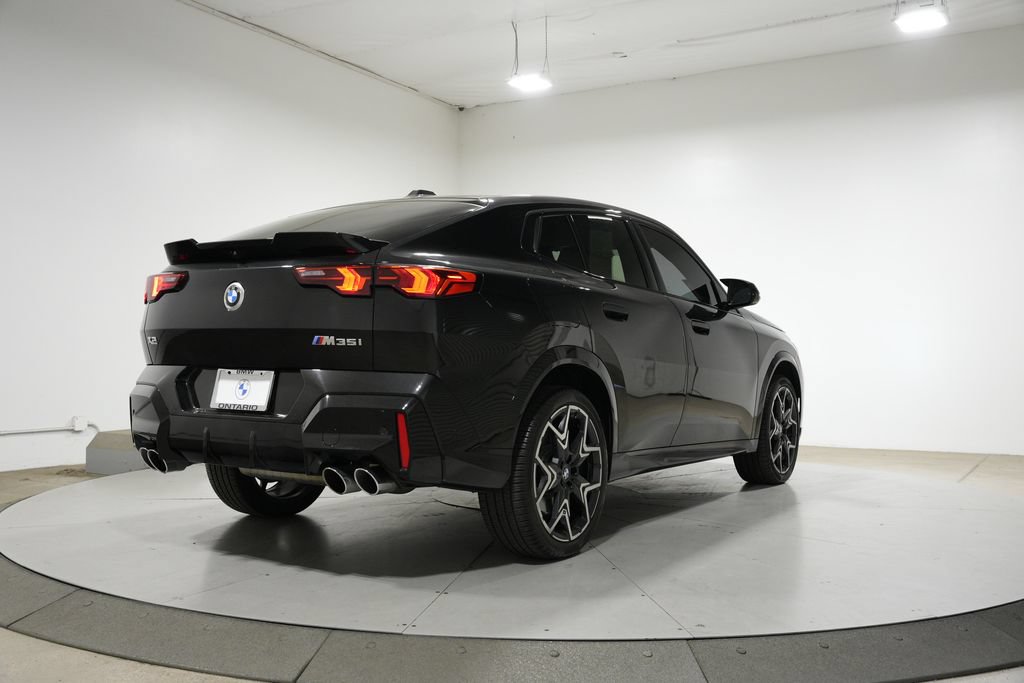 Used 2024 BMW X2 M35i AWD/4WD image 3