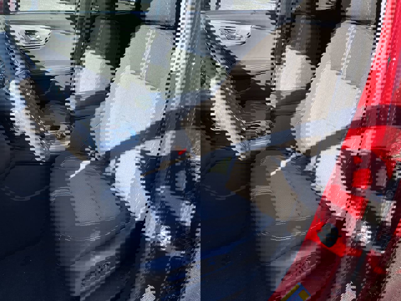 Certified 2024 Chevrolet Blazer LT w/ Driver Confidence Package image 18